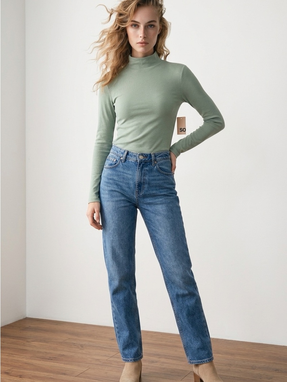 SO Sage Green Mock Neck Long Sleeve Top – Size M – New with Tags